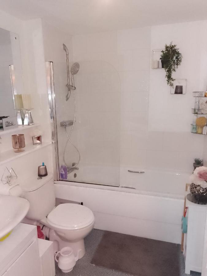 Bed And Breakfast Double Room Chester City Centre, Free Parking المظهر الخارجي الصورة
