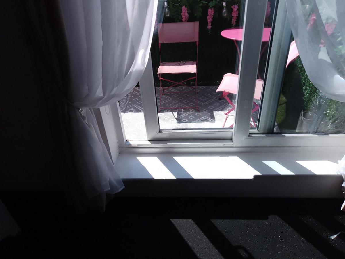 Bed And Breakfast Double Room Chester City Centre, Free Parking المظهر الخارجي الصورة